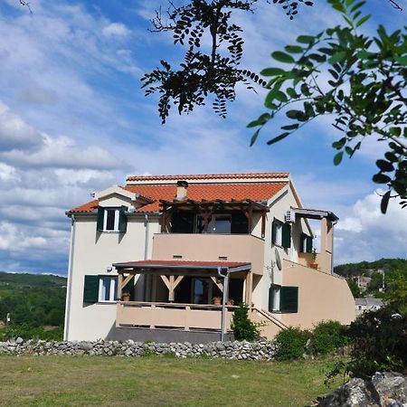 Apartmani Carnizza Ražanac エクステリア 写真