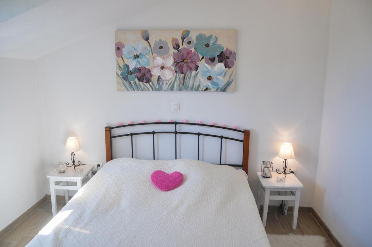 Apartmani Carnizza Ražanac エクステリア 写真